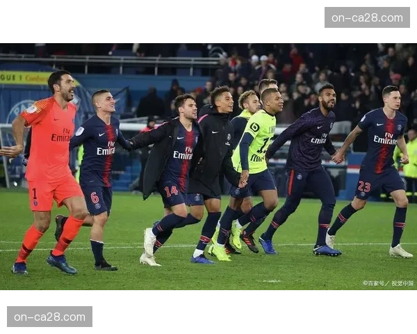 分析：巴黎圣日耳曼中场控制力的下降与欧冠出局的关联